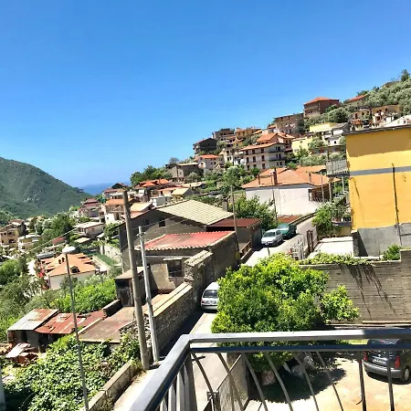 Alojamento de Acomodação e Pequeno-almoço Donnamaria