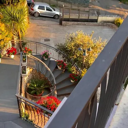 Donnamaria Bed & Breakfast